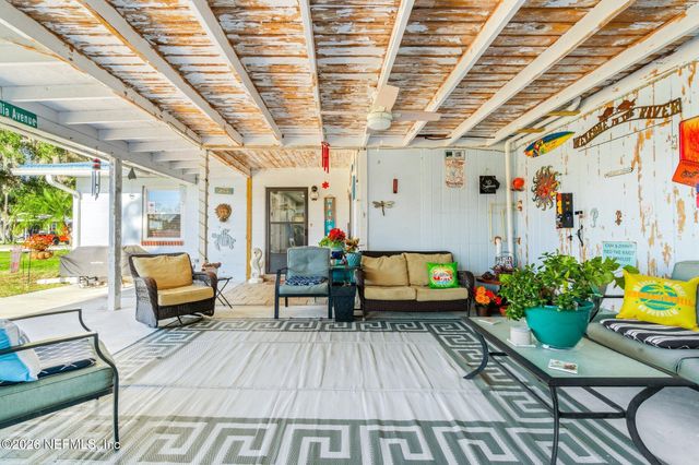 200 BASS Drive, Crescent City, FL 32112