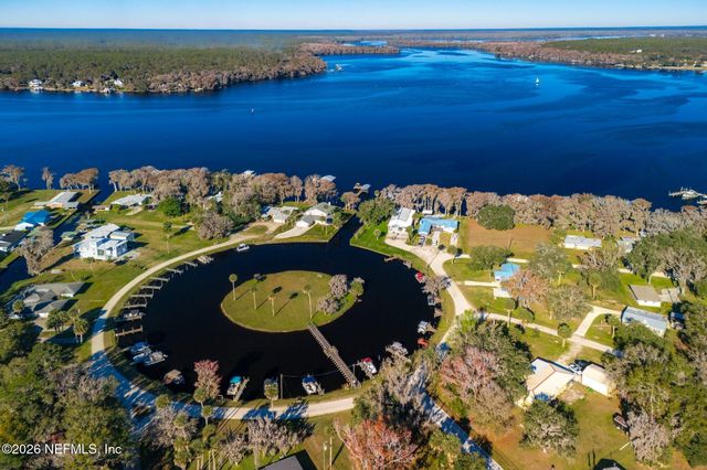 200 BASS Drive, Crescent City, FL 32112