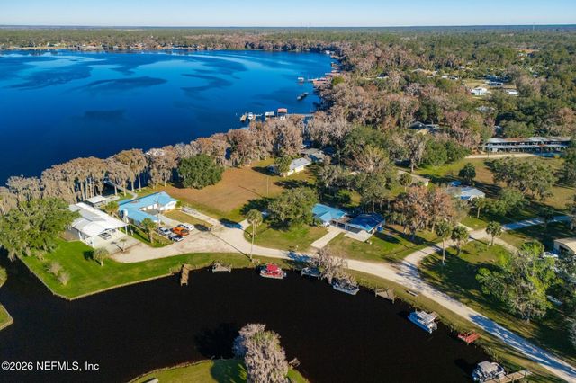 200 BASS Drive, Crescent City, FL 32112