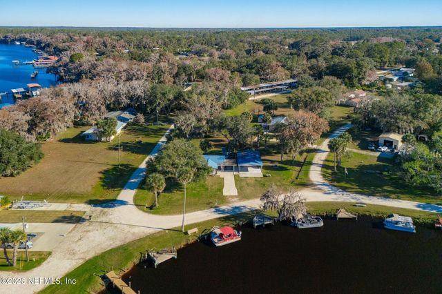 200 BASS Drive, Crescent City, FL 32112