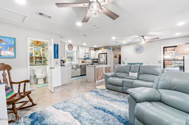 200 BASS Drive, Crescent City, FL 32112