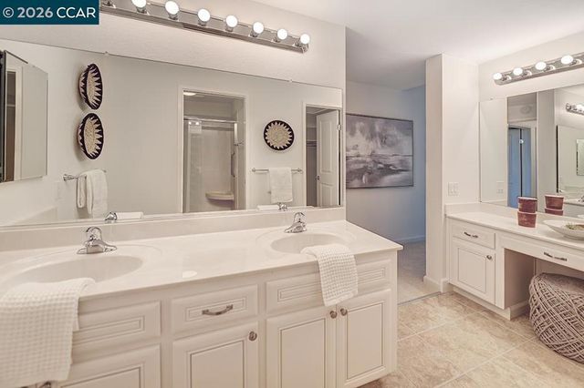 3711 Terra Granada Dr 3A, Walnut Creek, CA 94595