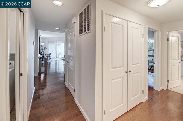 3711 Terra Granada Dr 3A, Walnut Creek, CA 94595