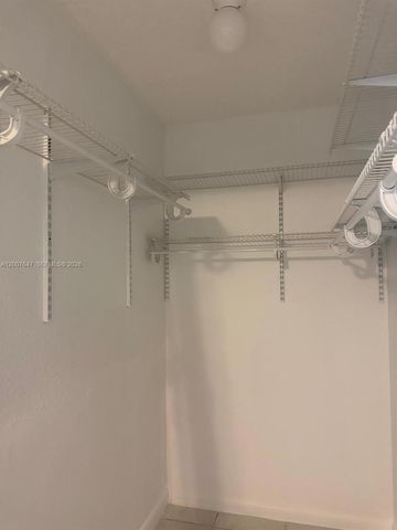 1004 San Remo Cir, Homestead, FL 33035