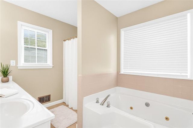 1574 Glenfield Drive, Lawrenceville, GA 30043