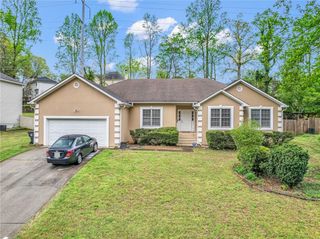 1574 Glenfield Drive, Lawrenceville, GA 30043