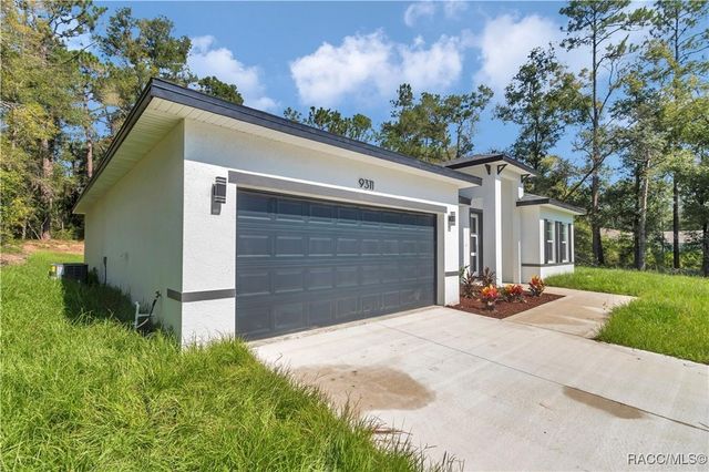 9311 N Sherman Drive, Citrus Springs, FL 34434