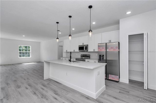 9311 N Sherman Drive, Citrus Springs, FL 34434