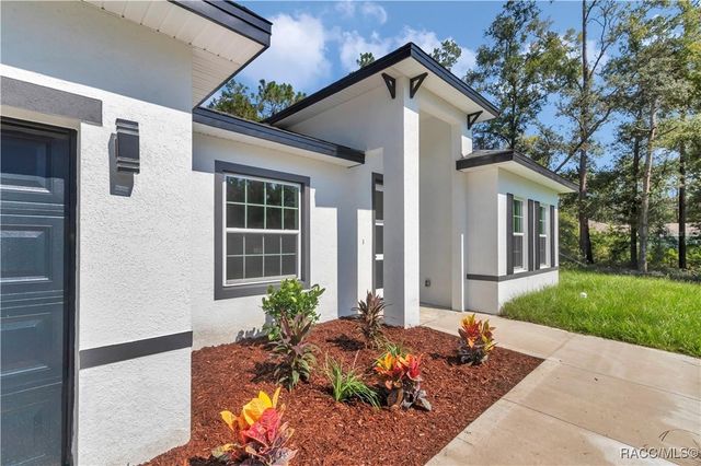 9311 N Sherman Drive, Citrus Springs, FL 34434