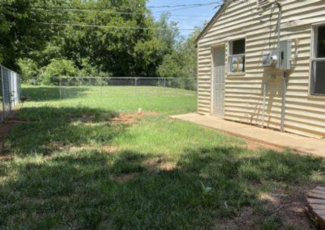 1901 NW 40th Street, Oklahoma City, OK 73111