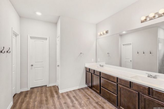 8819 Winchester Way, San Antonio, TX 78254