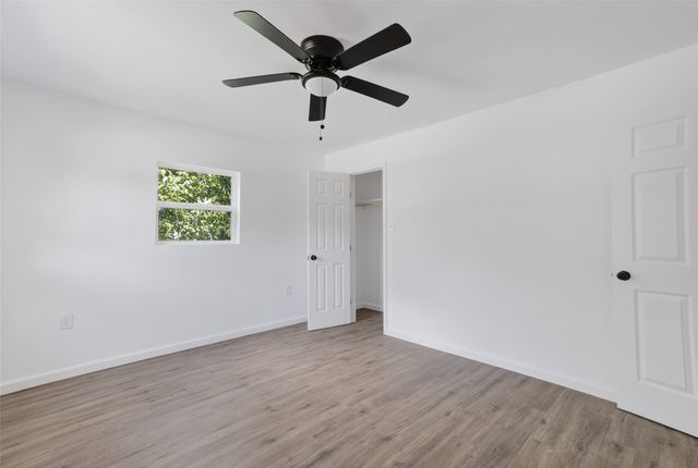 1212 E Ramsey Avenue, Fort Worth, TX 76104