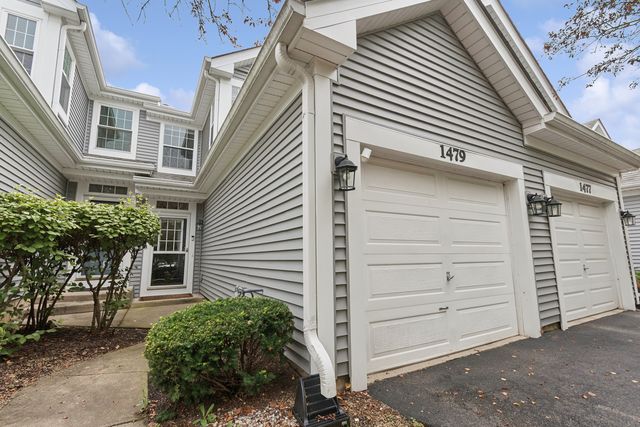 1479 Walnut Hill Avenue, St. Charles, IL 60174
