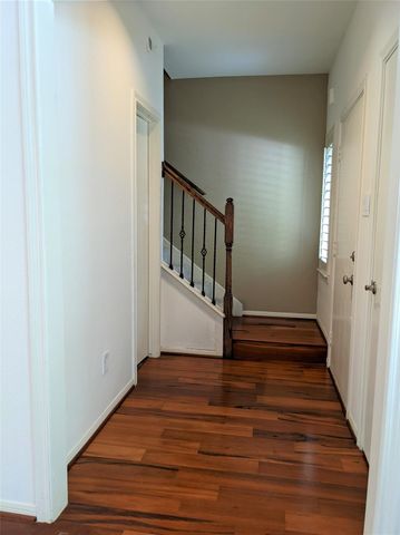 11711 Memorial Drive 133, Houston, TX 77024
