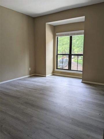 11711 Memorial Drive 133, Houston, TX 77024