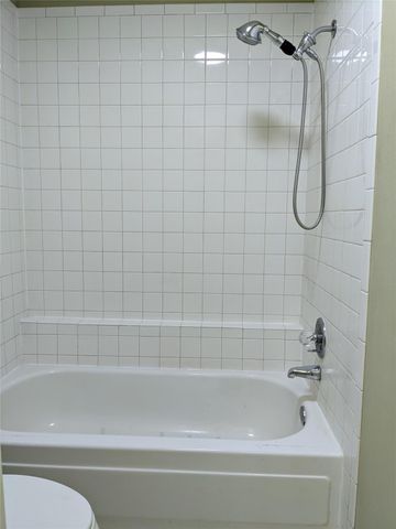 11711 Memorial Drive 133, Houston, TX 77024