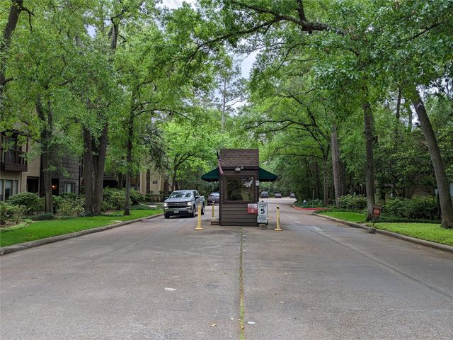11711 Memorial Drive 133, Houston, TX 77024