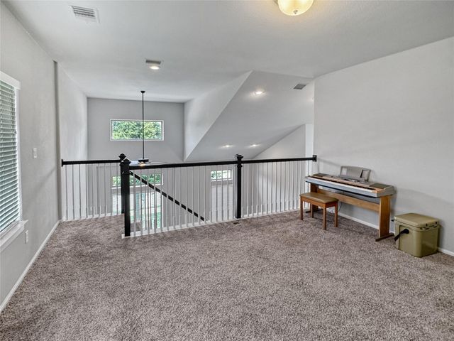 936 Azul Lagoon DR, Leander, TX 78641