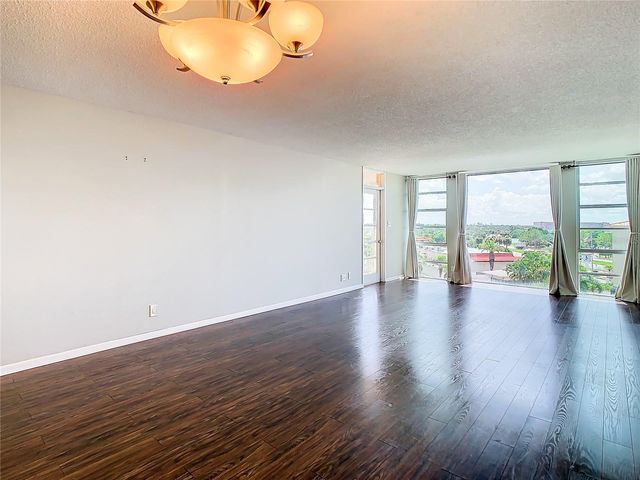 7400 SUN ISLAND DRIVE 503, South Pasadena, FL 33707