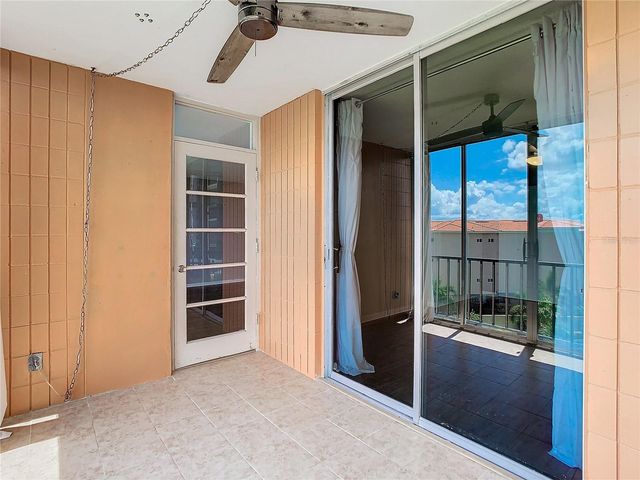 7400 SUN ISLAND DRIVE 503, South Pasadena, FL 33707