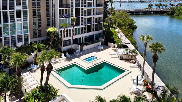 7400 SUN ISLAND DRIVE 503, South Pasadena, FL 33707