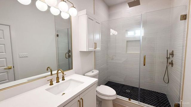 2401 E Tamarindo Street, Hidalgo, TX 78557