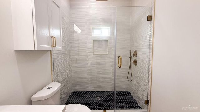 2401 E Tamarindo Street, Hidalgo, TX 78557