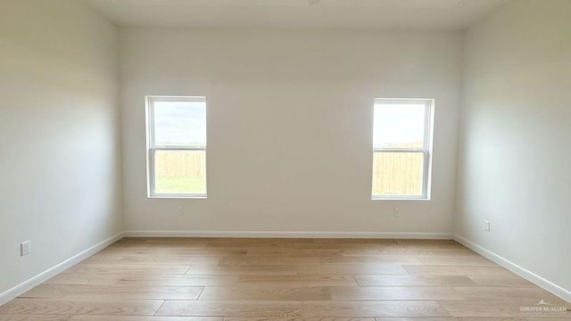 2401 E Tamarindo Street, Hidalgo, TX 78557