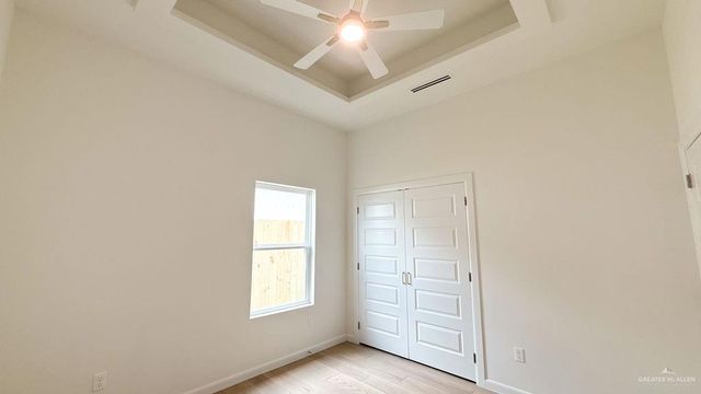2401 E Tamarindo Street, Hidalgo, TX 78557
