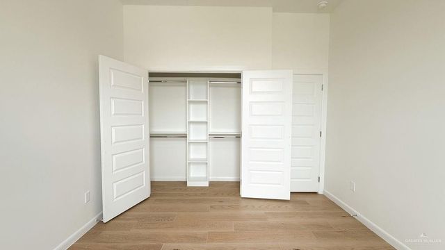 2401 E Tamarindo Street, Hidalgo, TX 78557