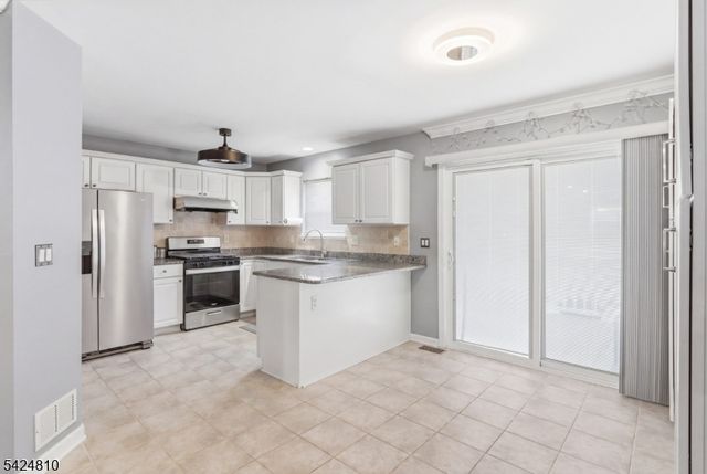 1158 Francyne Way, Union Twp., NJ 07083