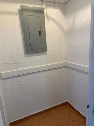 3650 SW 92nd Ave 2, Miami, FL 33165