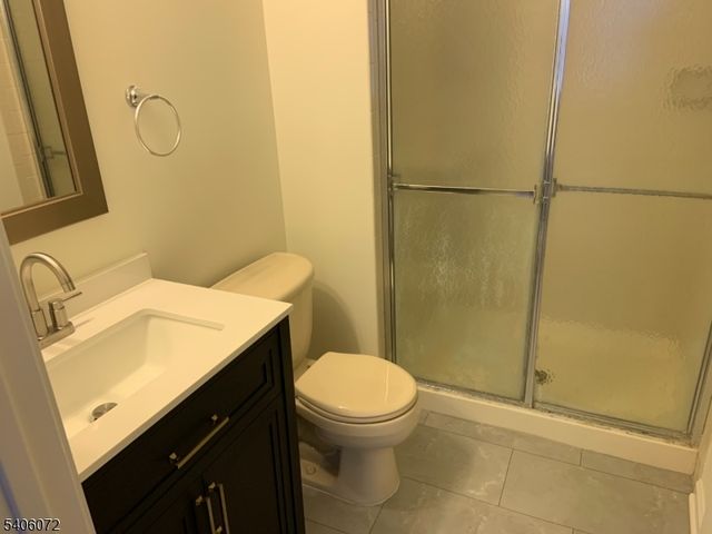 1109 Pinhorn Dr, Bridgewater Twp., NJ 08807