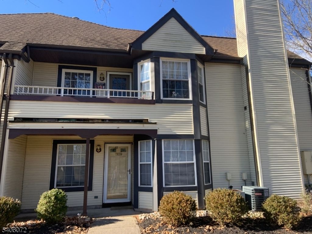 1109 Pinhorn Dr, Bridgewater Twp., NJ 08807