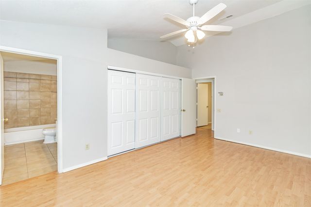 4637 Feathercrest Drive, Fort Worth, TX 76137