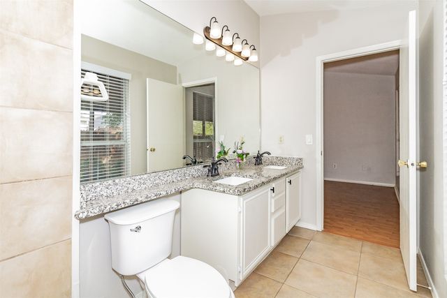 4637 Feathercrest Drive, Fort Worth, TX 76137