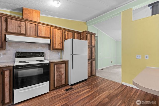 15404 SE 302nd Street, Kent, WA 98042