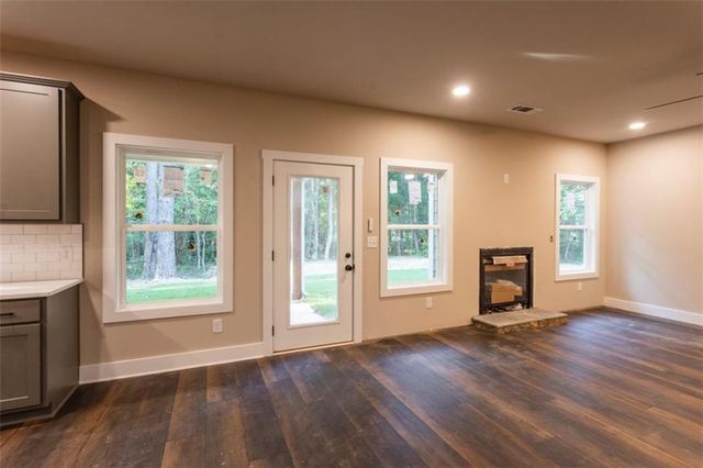 3705 Stone Lea Drive, Oxford, GA 30054
