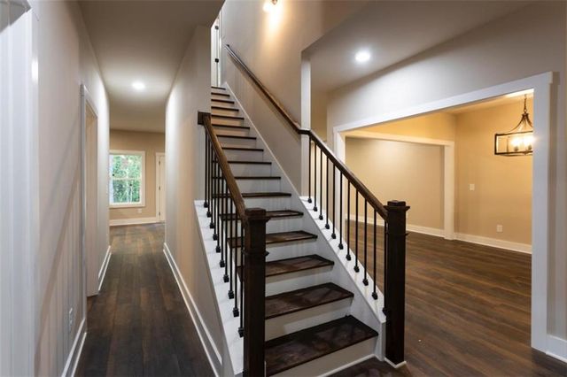 3705 Stone Lea Drive, Oxford, GA 30054