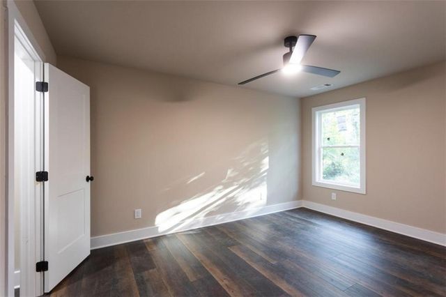 3705 Stone Lea Drive, Oxford, GA 30054