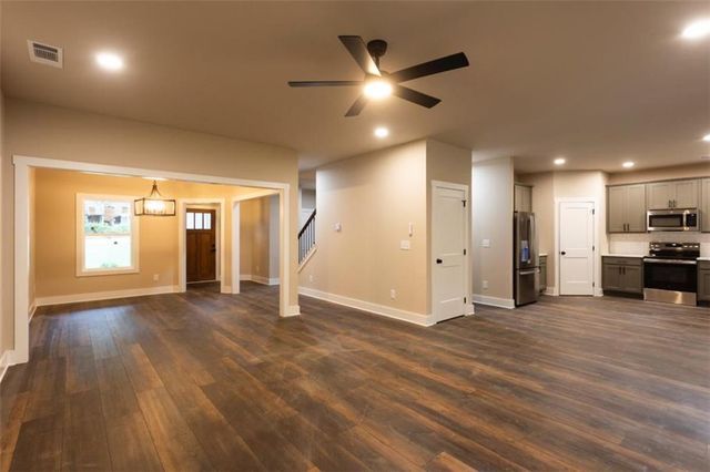 3705 Stone Lea Drive, Oxford, GA 30054