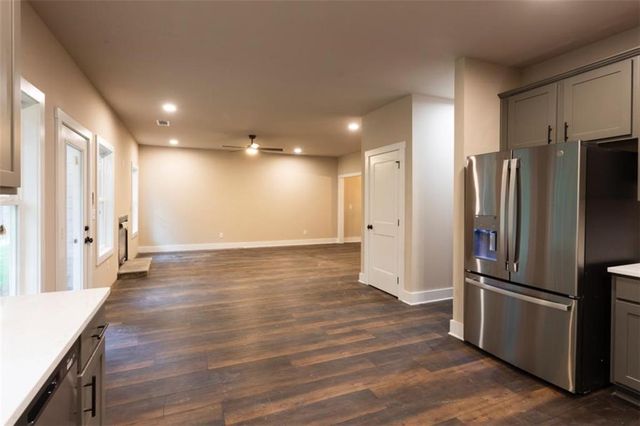 3705 Stone Lea Drive, Oxford, GA 30054