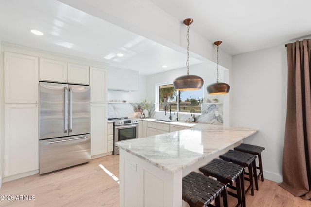 714 S REVOLTA Circle, Mesa, AZ 85208