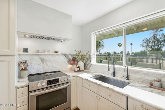714 S REVOLTA Circle, Mesa, AZ 85208