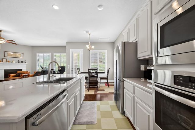 14 Cottage Glen Lane, Fulshear, TX 77441