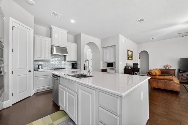 14 Cottage Glen Lane, Fulshear, TX 77441