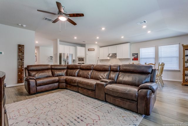 434 Shelton Pass, Cibolo, TX 78108