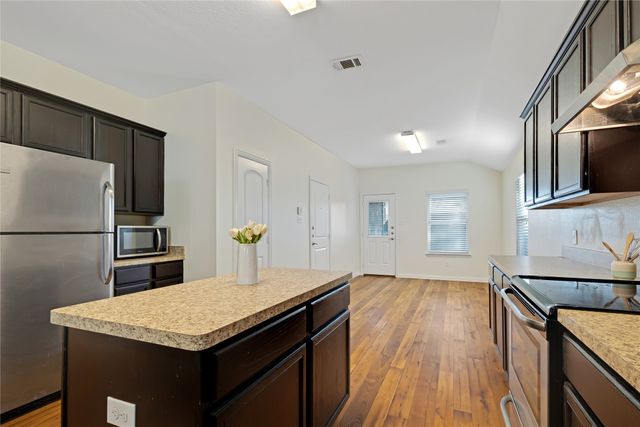 1732 Post Oak Court, Denton, TX 76209