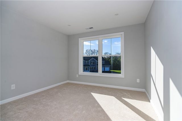 24 Cassidy Trail, Coventry, RI 02816