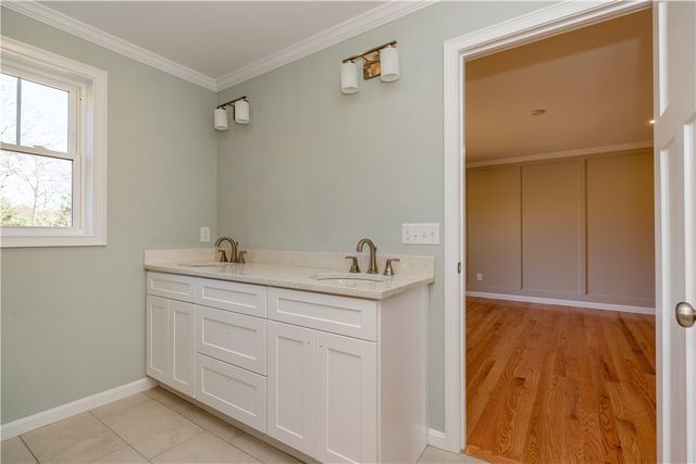 24 Cassidy Trail, Coventry, RI 02816